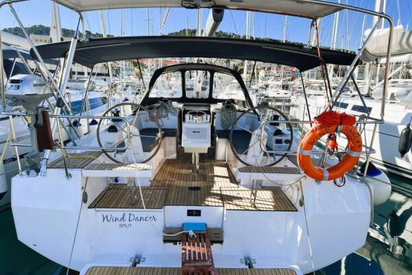 Bavaria C38 • Wind Dancer