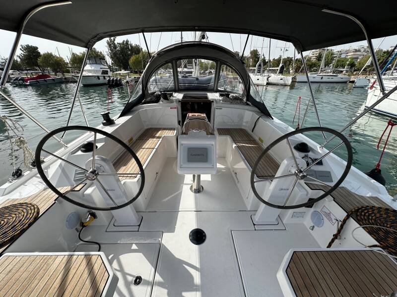 Bavaria C38 