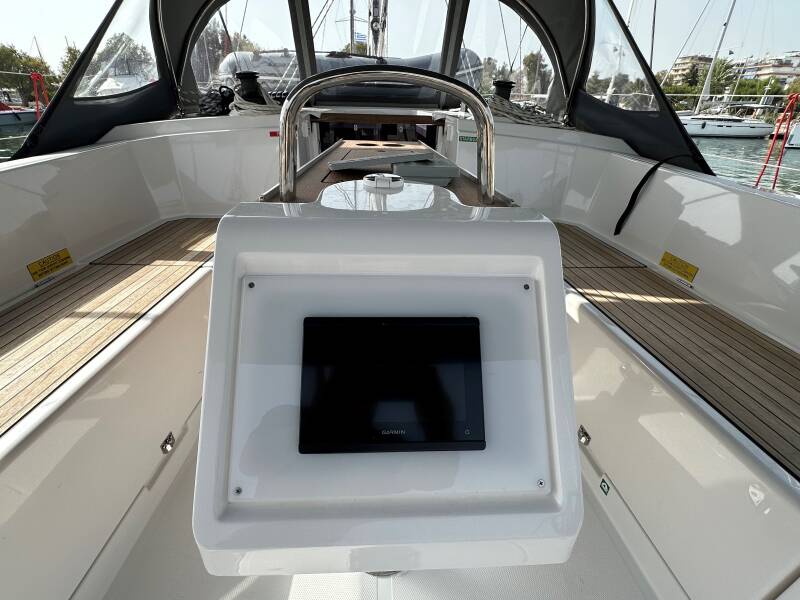 Bavaria C38 