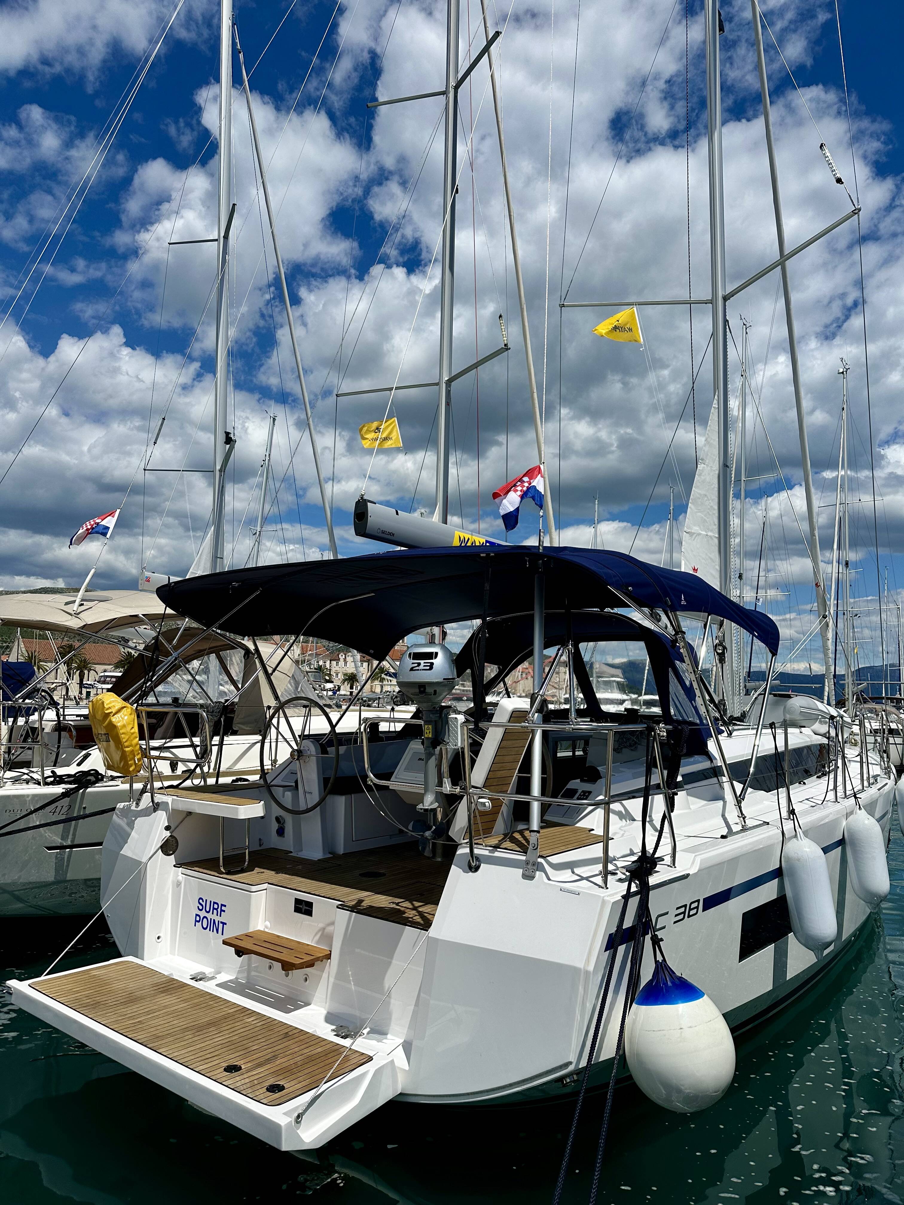 Bavaria C38 Surf Point