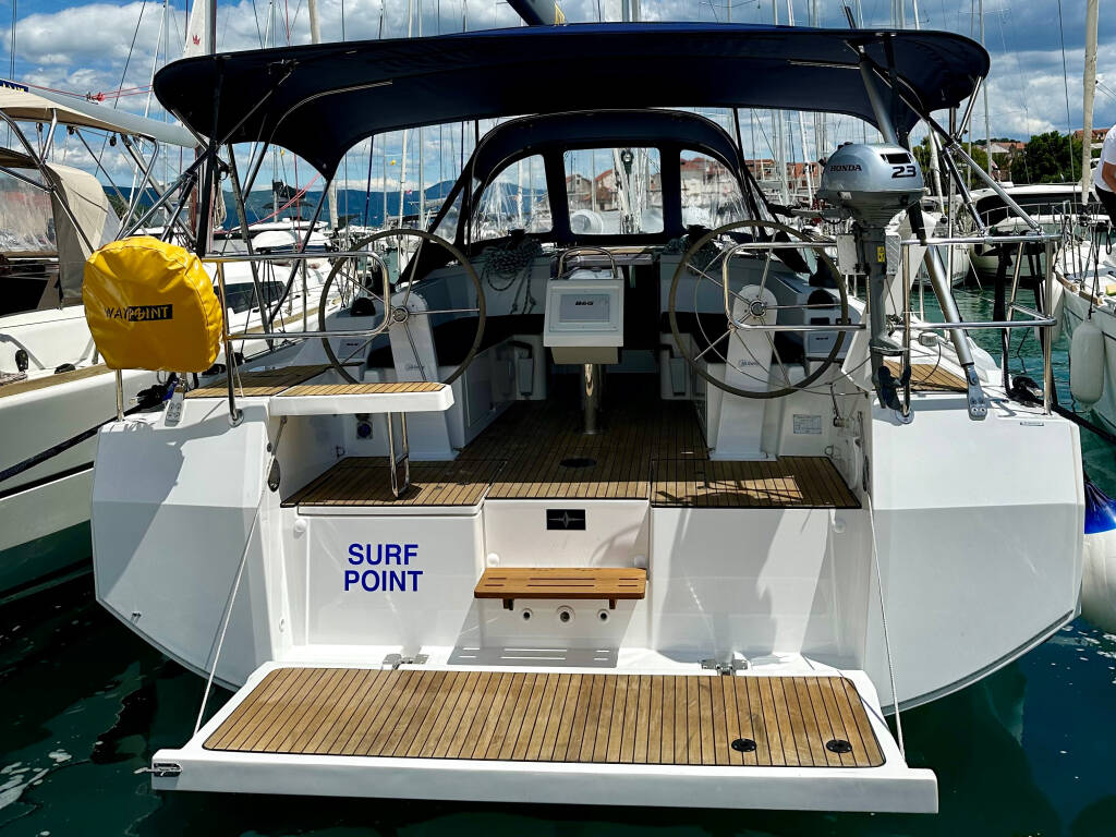 Bavaria C38 Surf Point