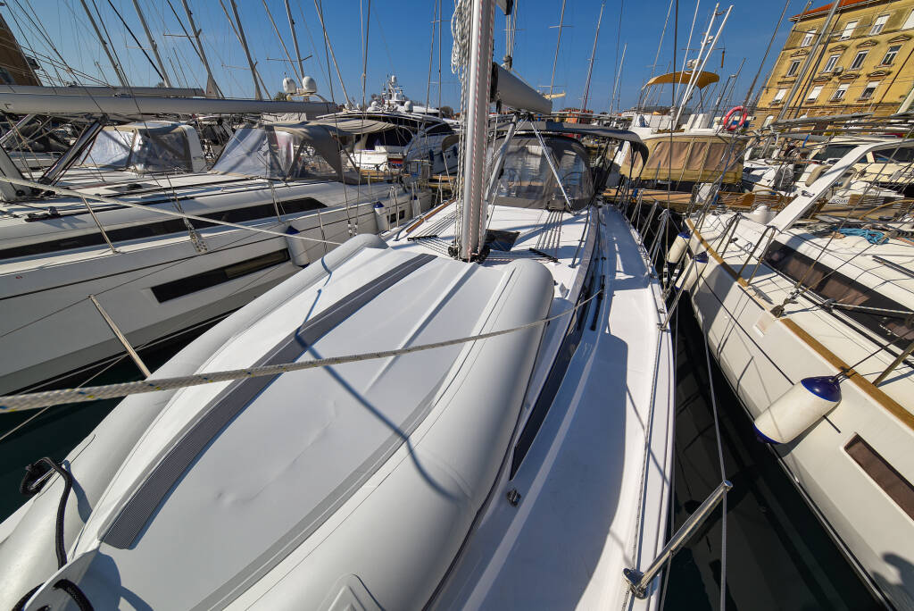 Bavaria C38 SEA CLOUD