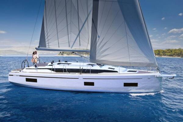 Bavaria C38 Velika Luka