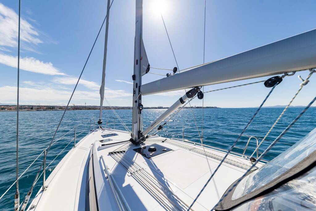 Bavaria C38 MARTINI