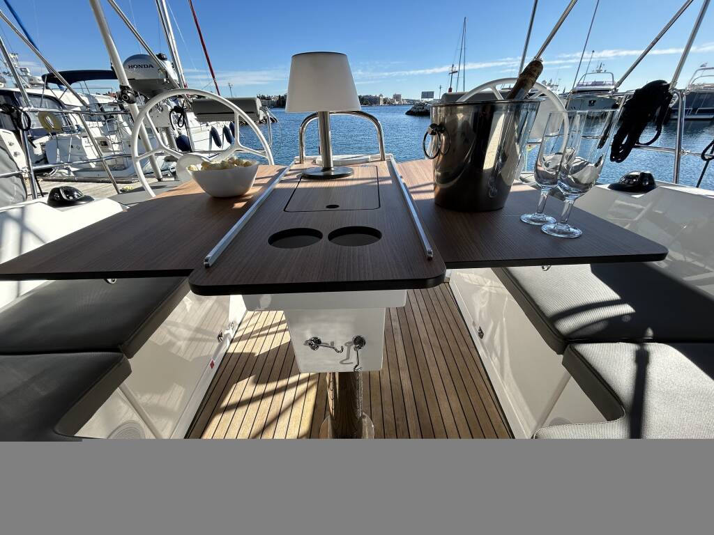 Bavaria C38 Asterix