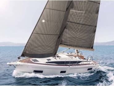 Bavaria C38 Loukia