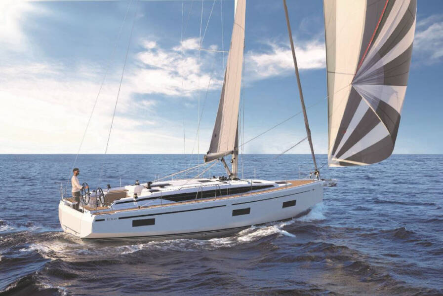 Bavaria C42 Past