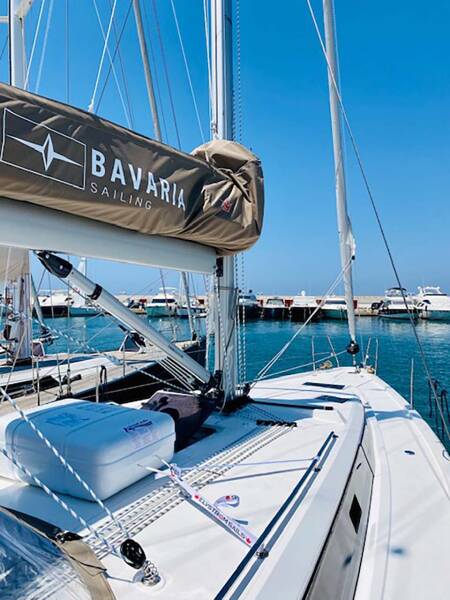 Bavaria C42 • PRESTIGE