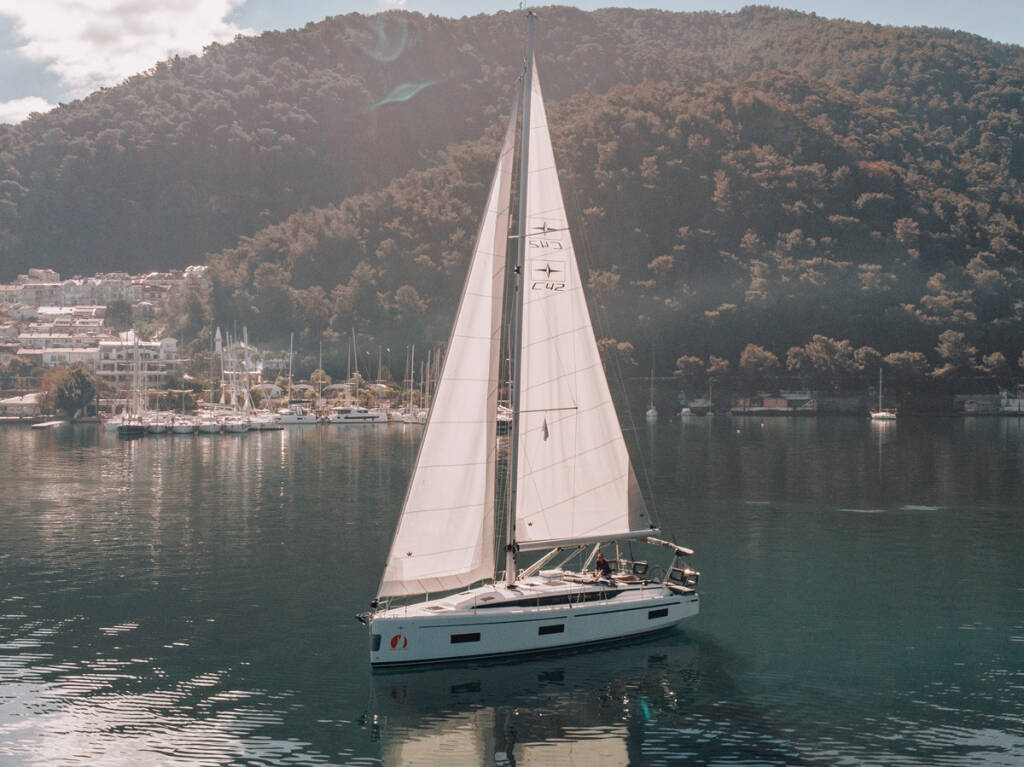 Bavaria C42 ARUNA