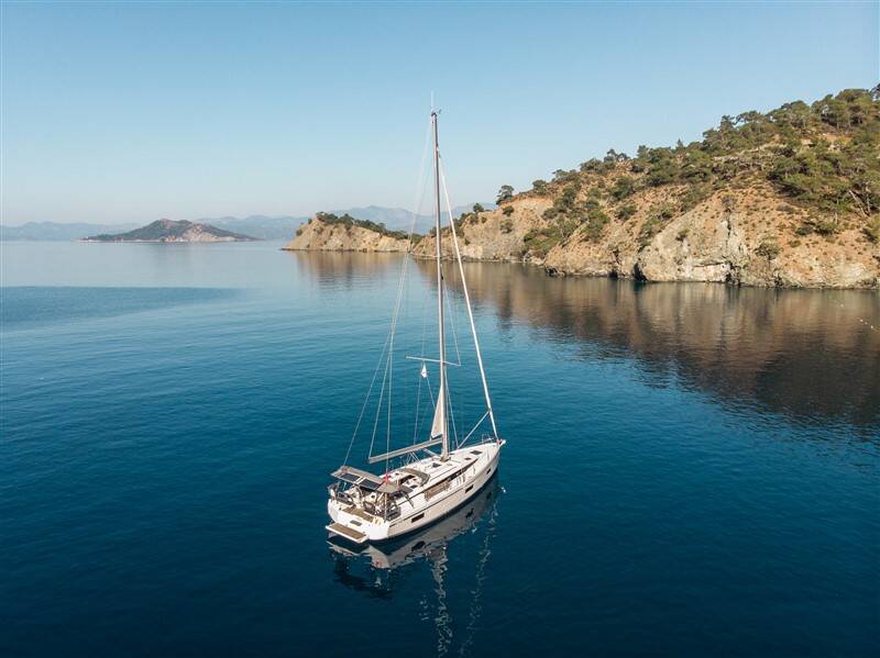 Bavaria C42 NOMAD