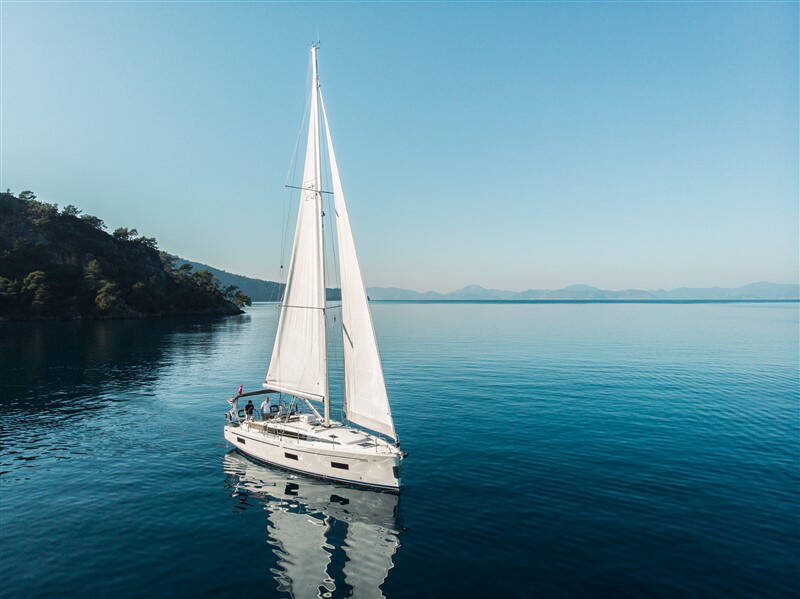 Bavaria C42 NOMAD