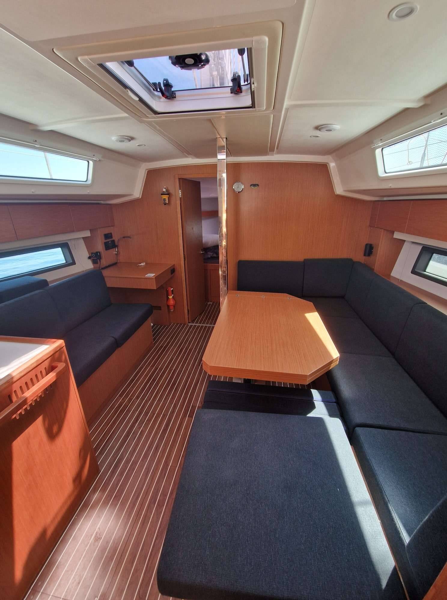 Bavaria C42 Amalia