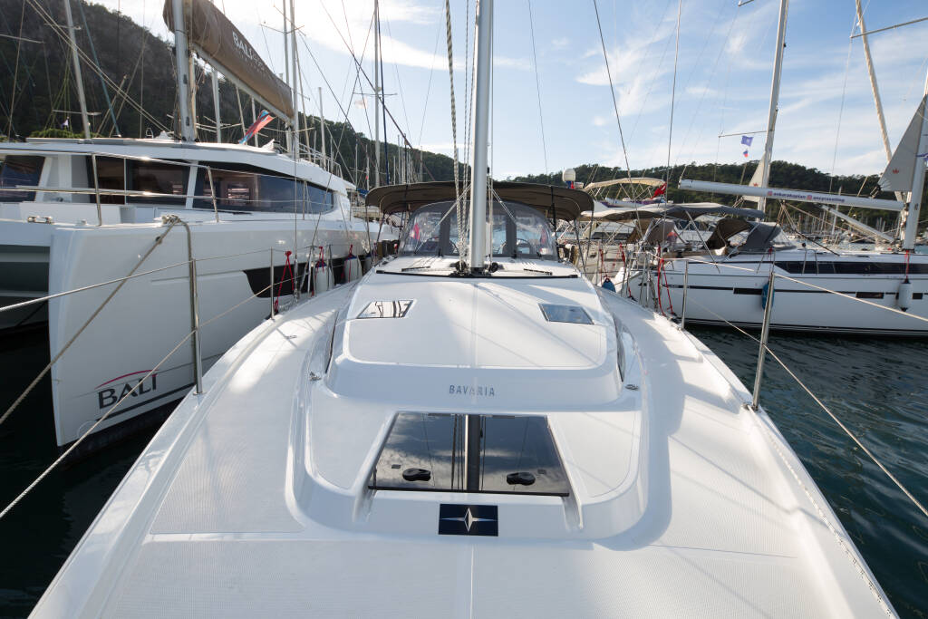 Bavaria C42 LoLim