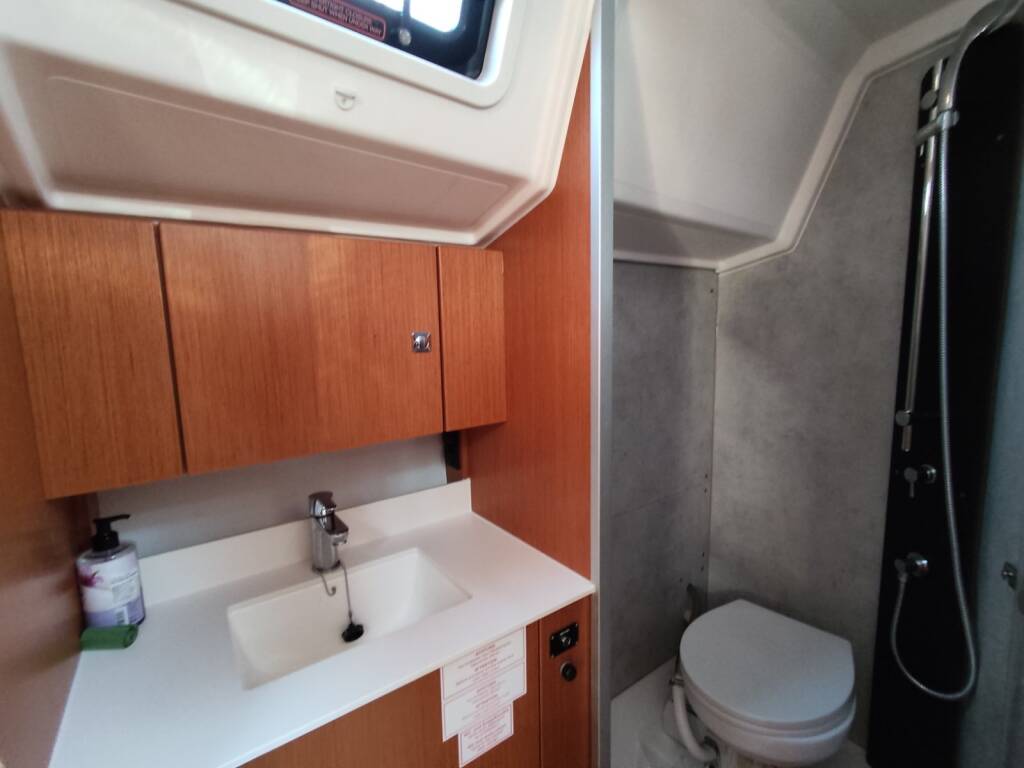 Bavaria C42 Nirvana