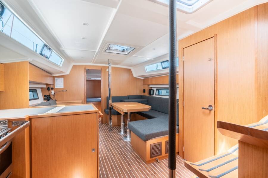 Bavaria C42 Harmonia