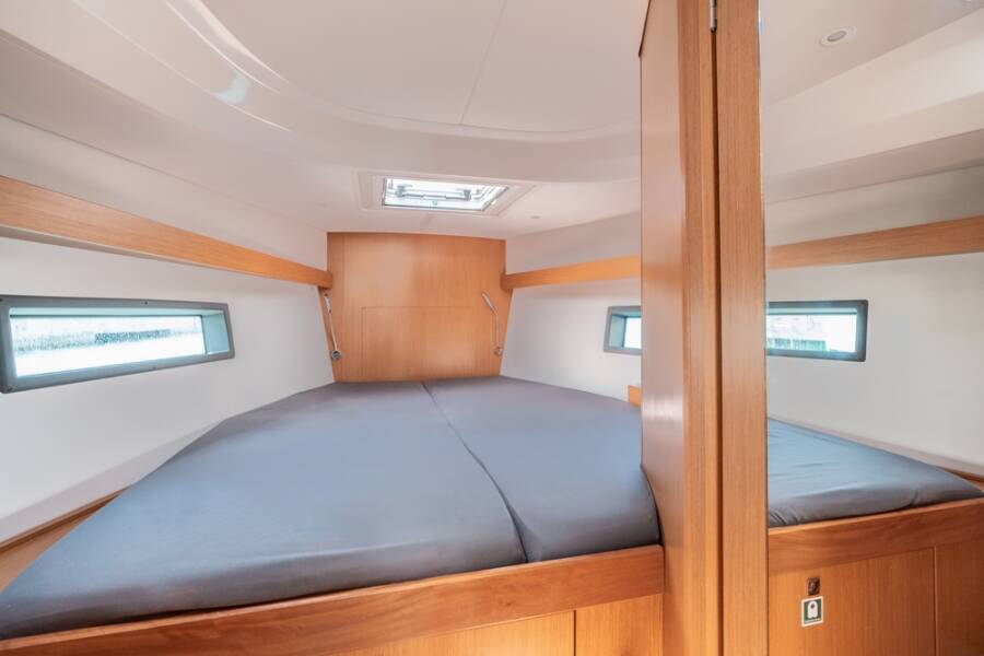 Bavaria C42 Harmonia