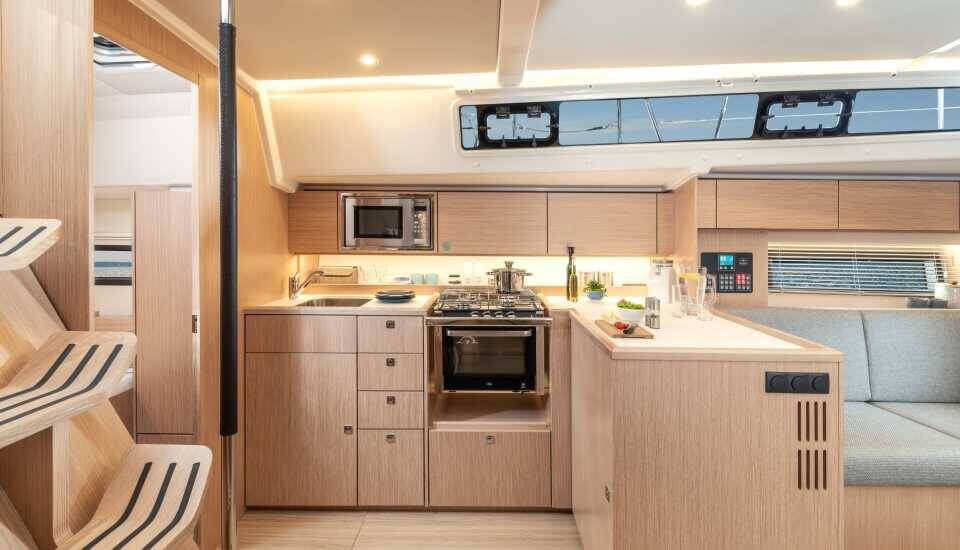 Bavaria C42 Kalispera