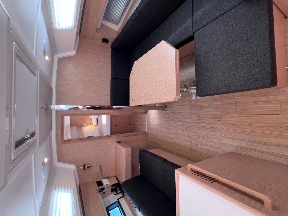 Bavaria C42 SIROCO