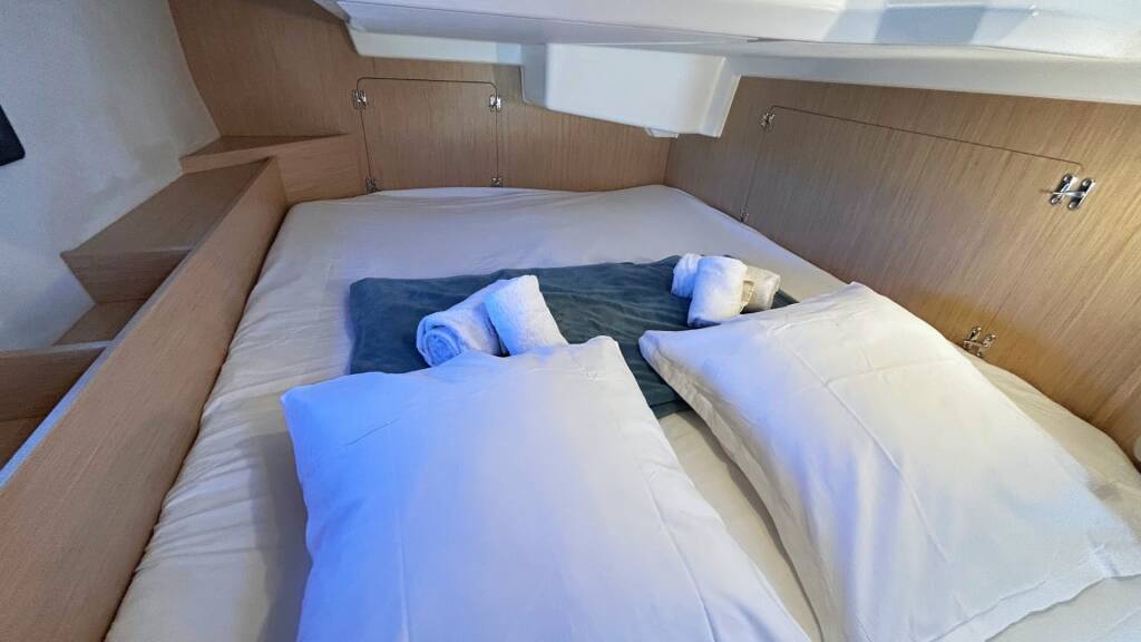 Bavaria C42 Ti Dodo IV