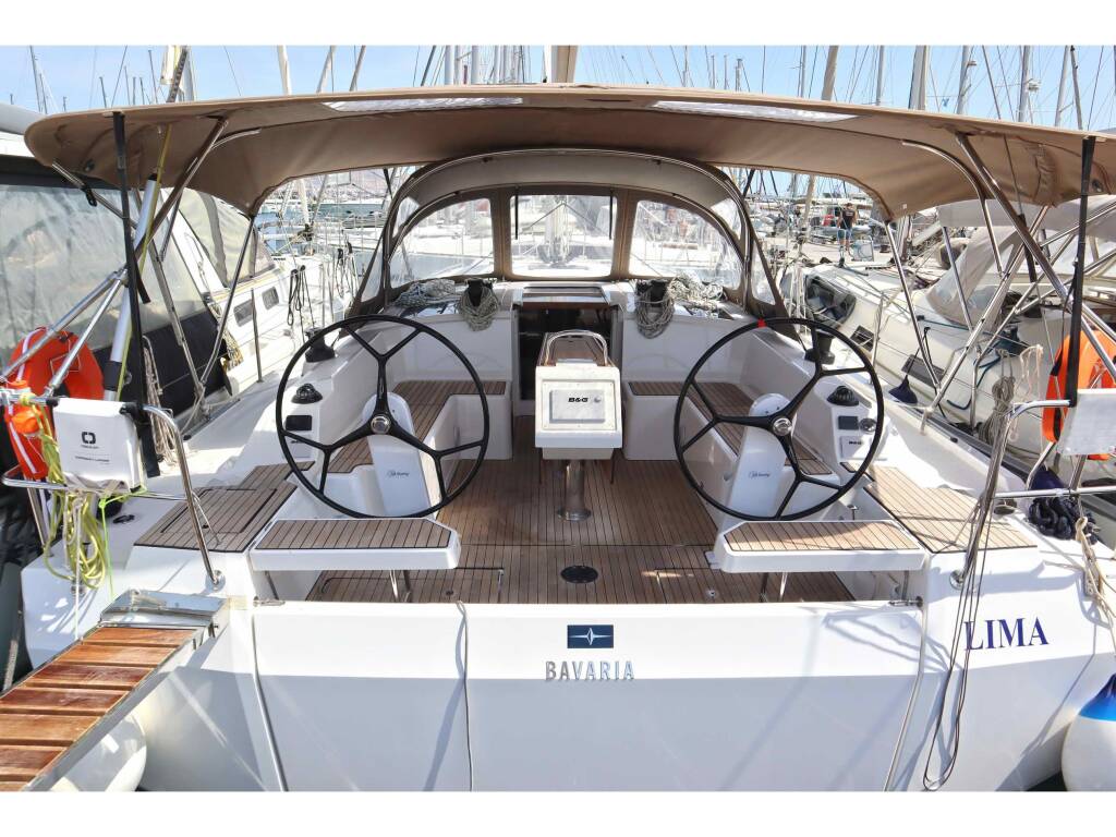 Bavaria C42 Lima