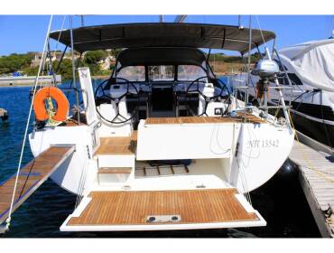 Bavaria C45 Style • Amaryllis