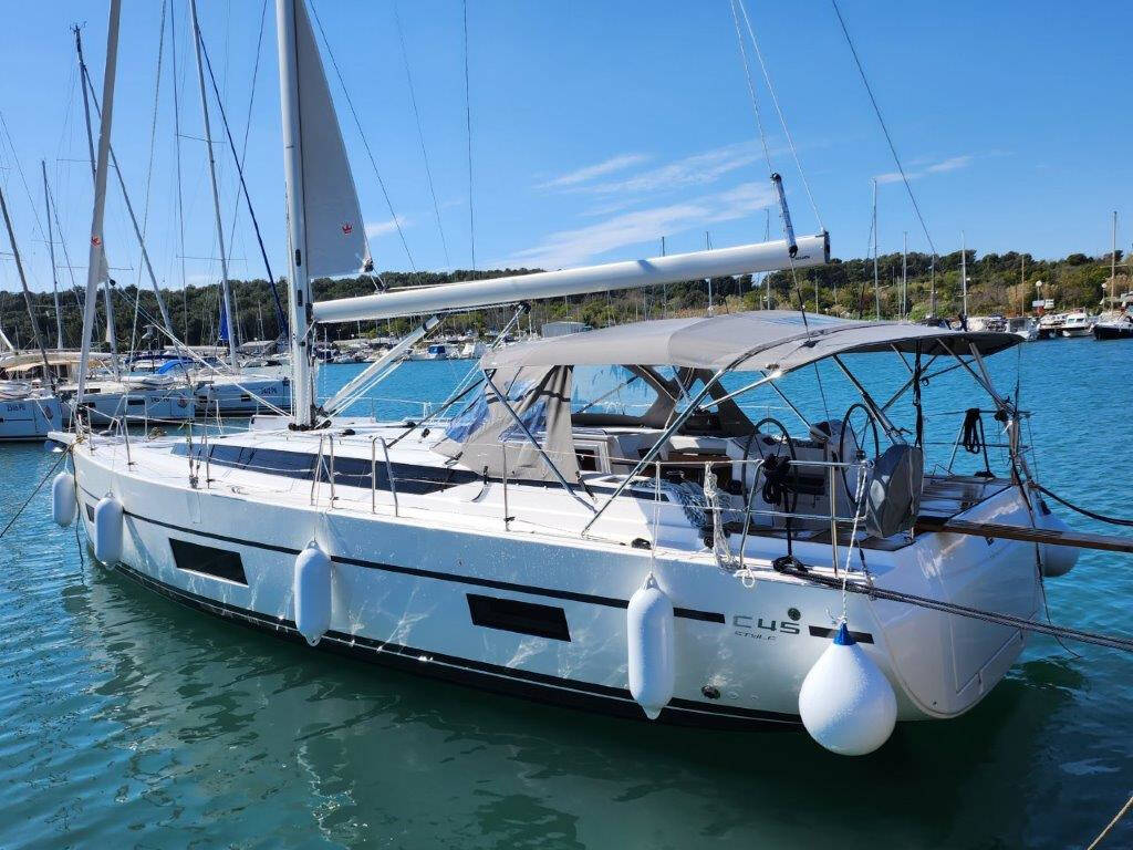 Bavaria C45 Style • Wahlheimat