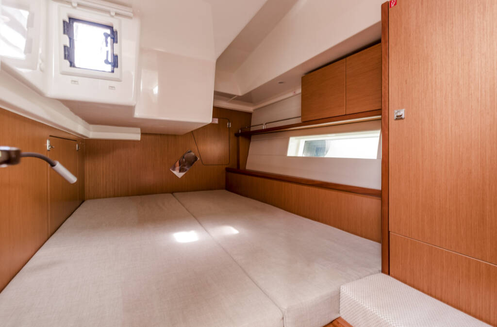 Bavaria C45 Midas