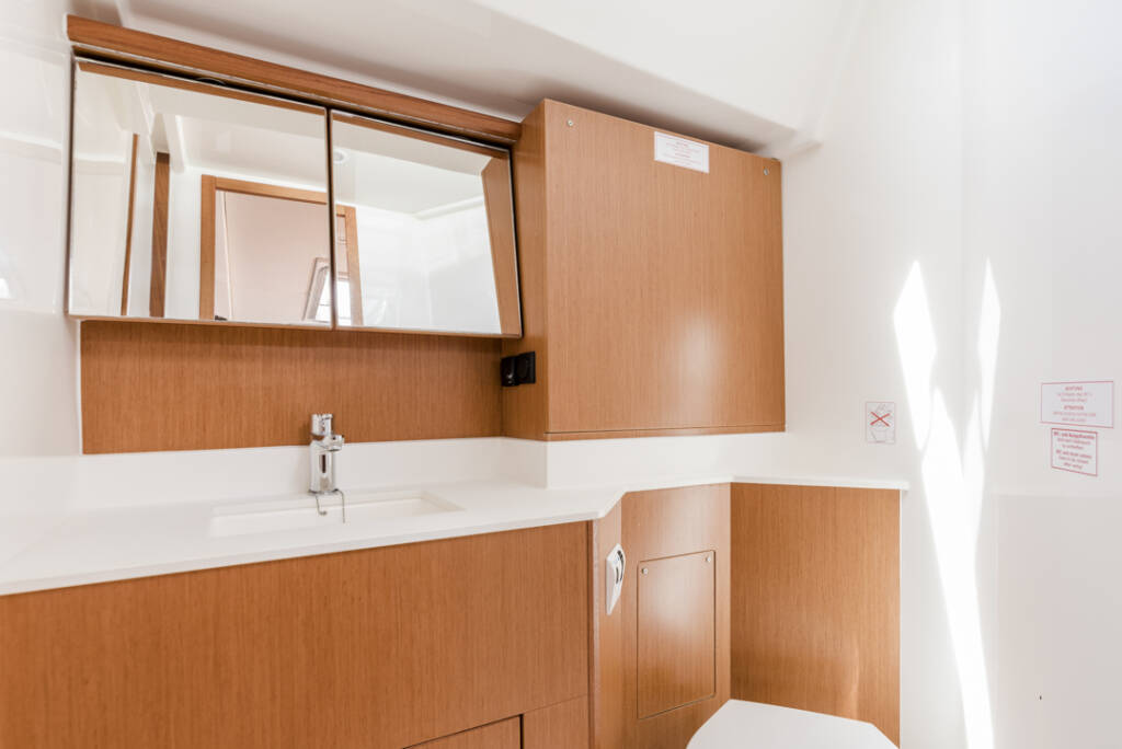 Bavaria C45 Midas