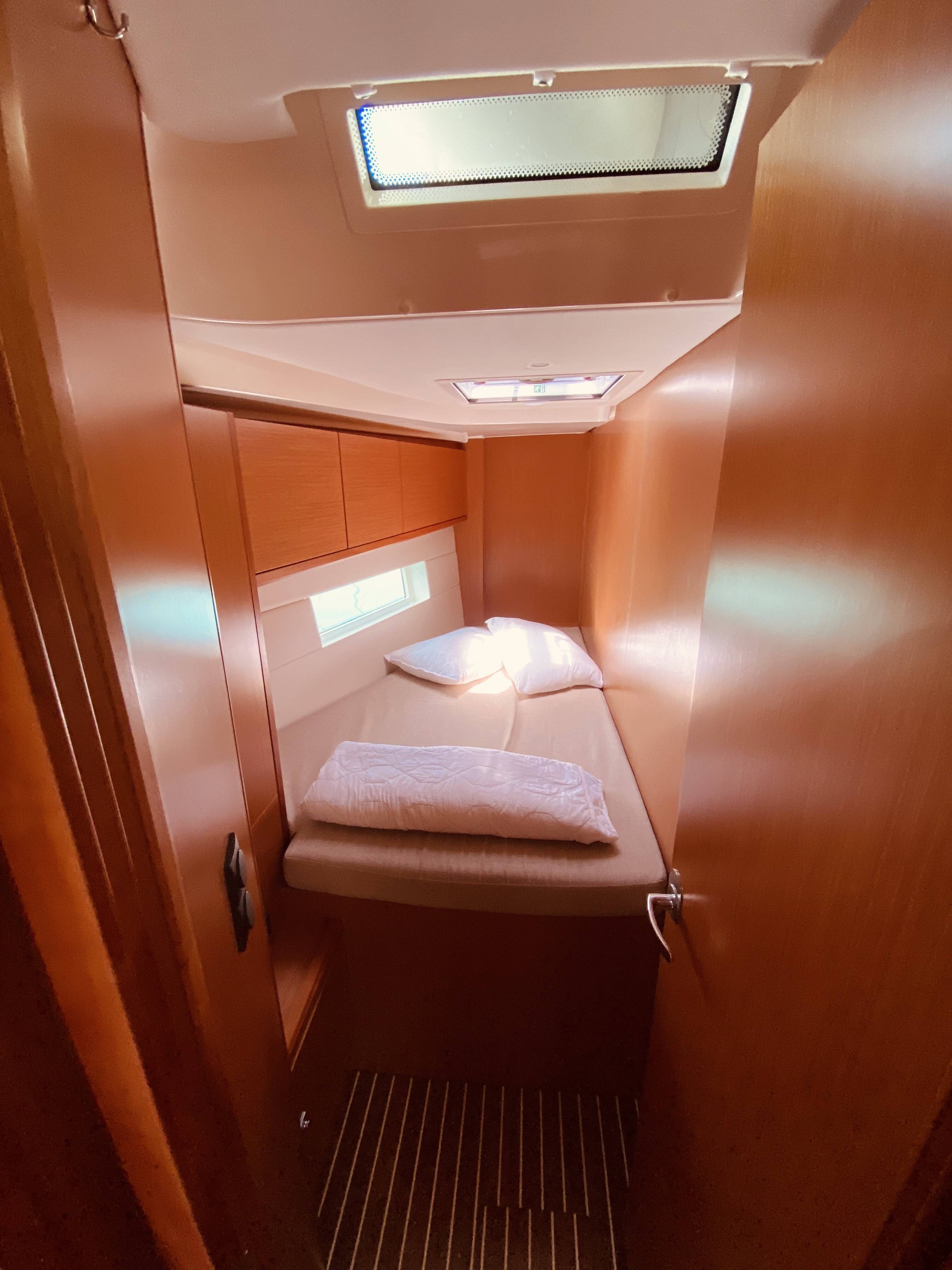 Bavaria C45 Atokos (Pax 9)