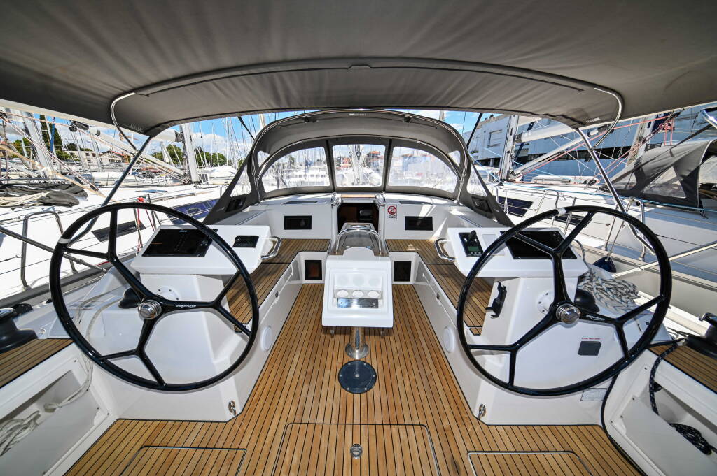 Bavaria C45 EFIX