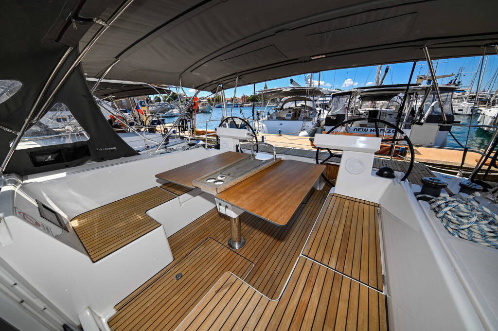 Bavaria C45 EFIX