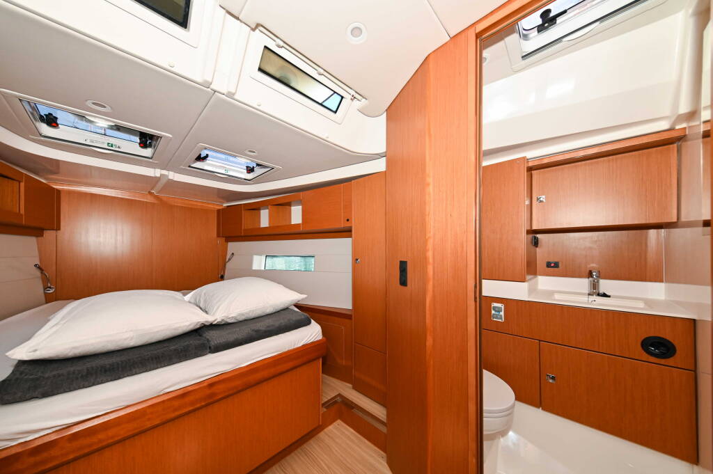 Bavaria C45 EFIX