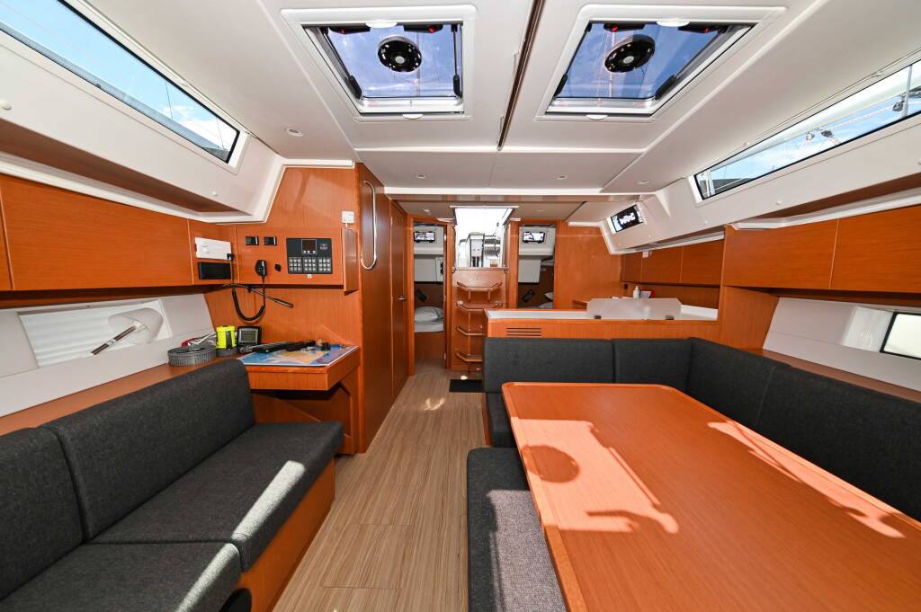 Bavaria C45 EFIX