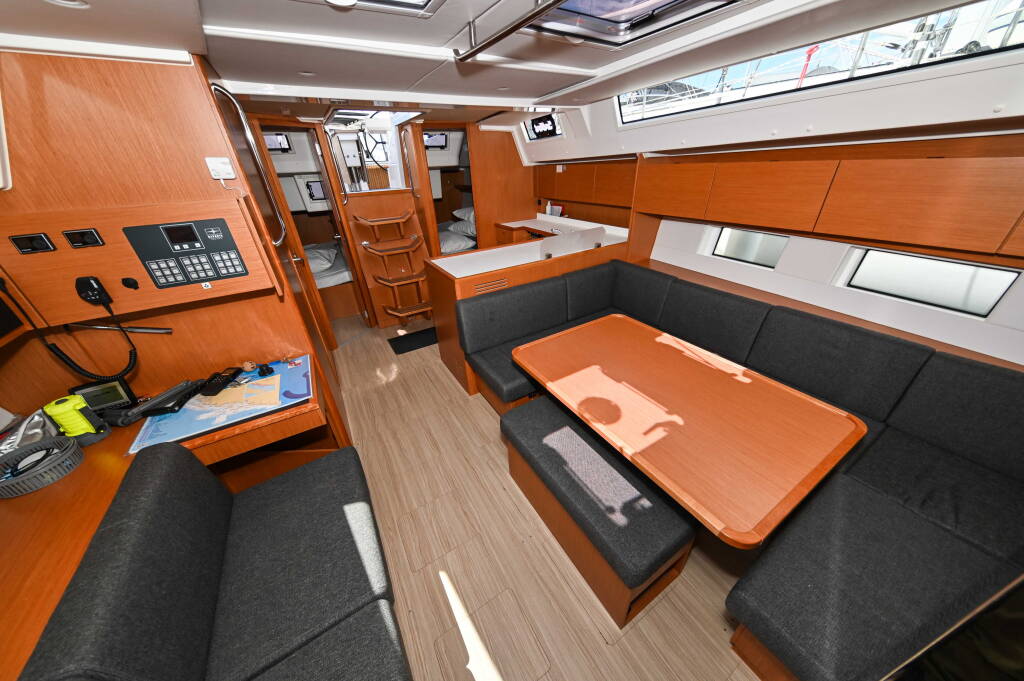 Bavaria C45 EFIX
