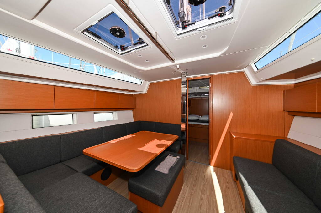 Bavaria C45 EFIX