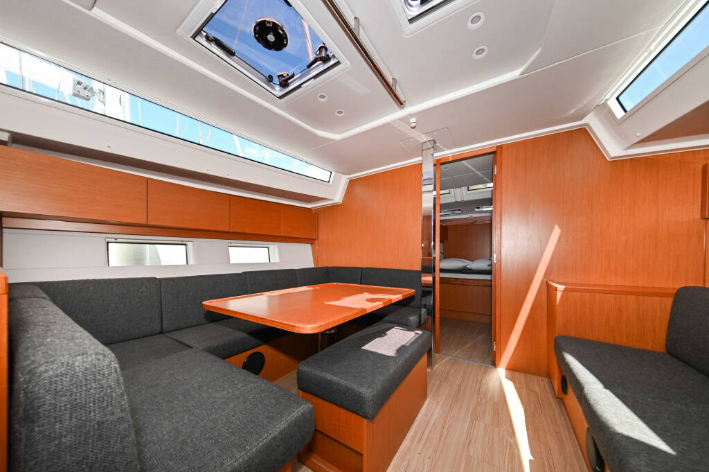Bavaria C45 EFIX
