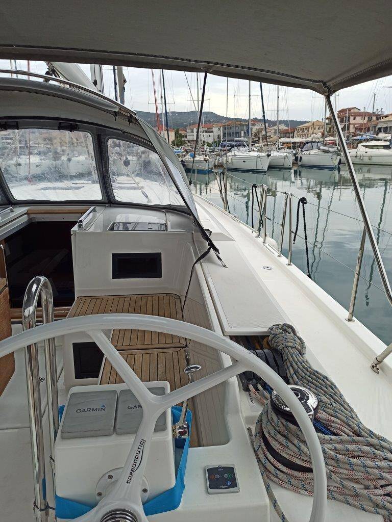 Bavaria C45 Nutmeg