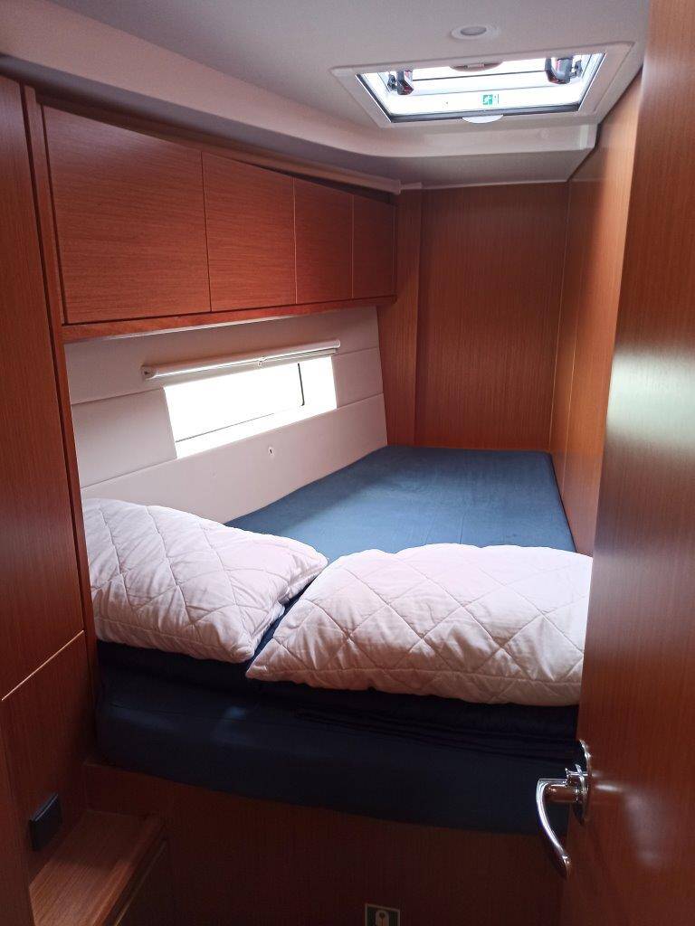 Bavaria C45 Nutmeg