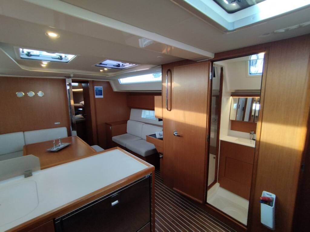 Bavaria C45 CARPE DIEM with A/C