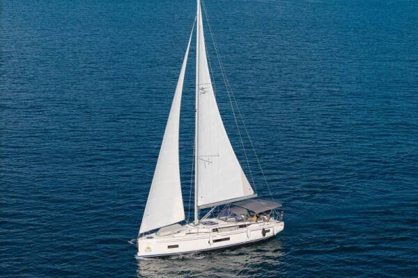 Bavaria C46 • Iris