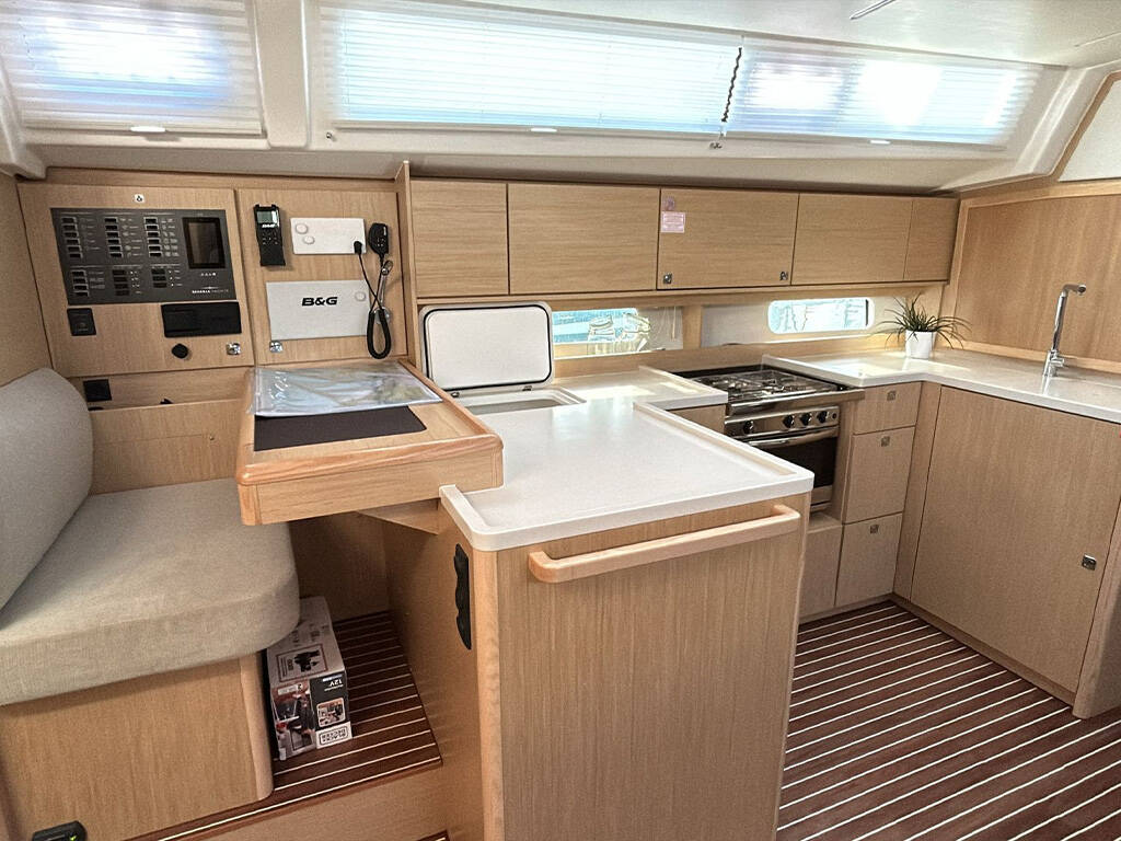 Bavaria C46 TOPAZ