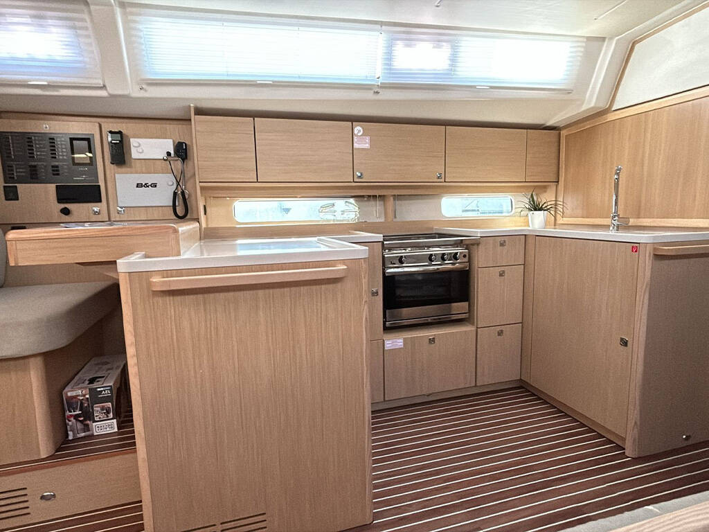 Bavaria C46 TOPAZ