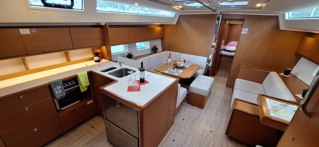 Bavaria C50 LADY FLORA 3