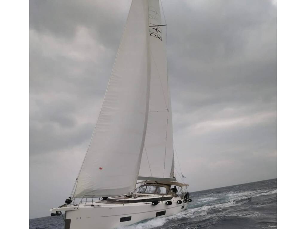 Bavaria C50 • Vela 
