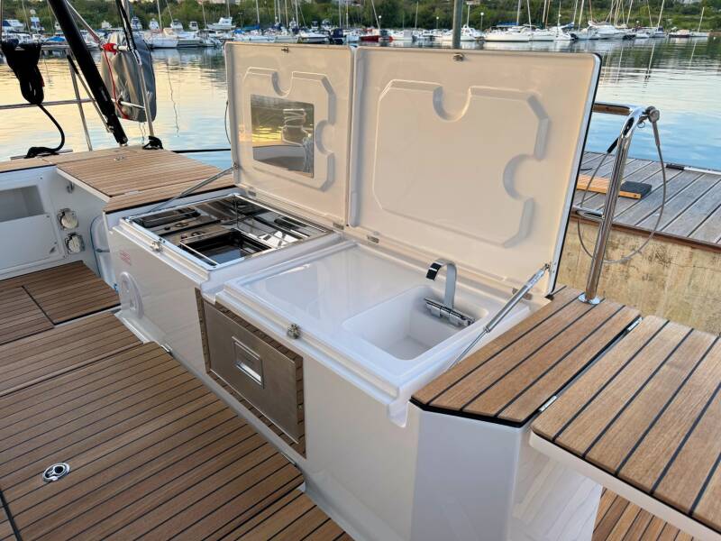 Bavaria C57 Style Mina