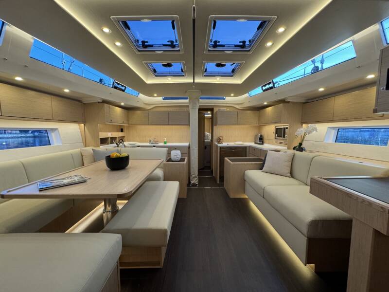 Bavaria C57 Style Mina