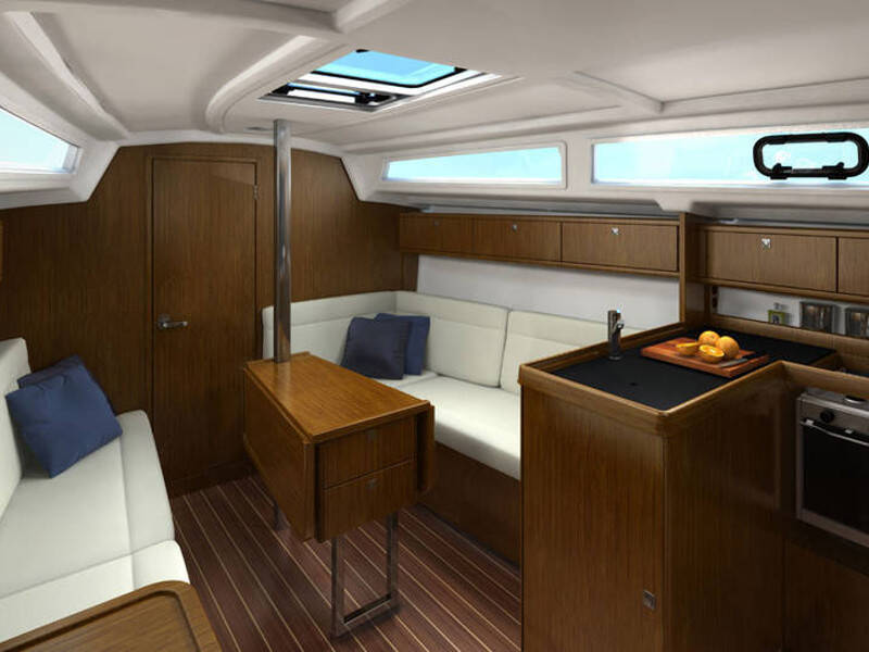 Bavaria Cruiser 33 Starship