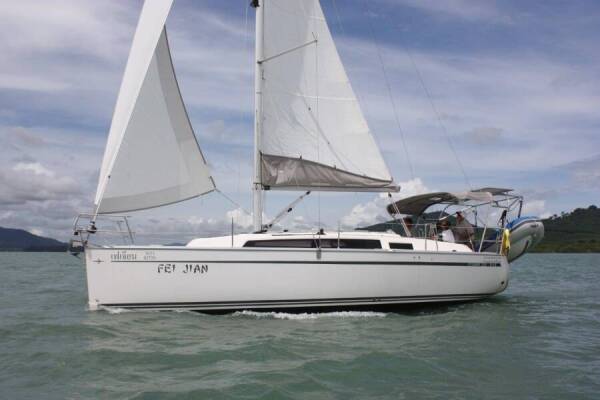 Bavaria Cruiser 33 • Fei Jian