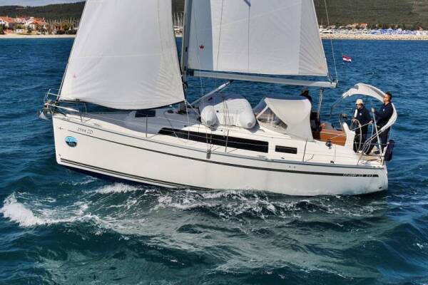 Bavaria Cruiser 33 • Mirella