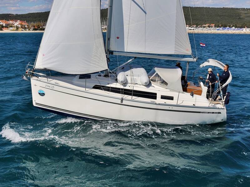 Bavaria Cruiser 33 • Mirella